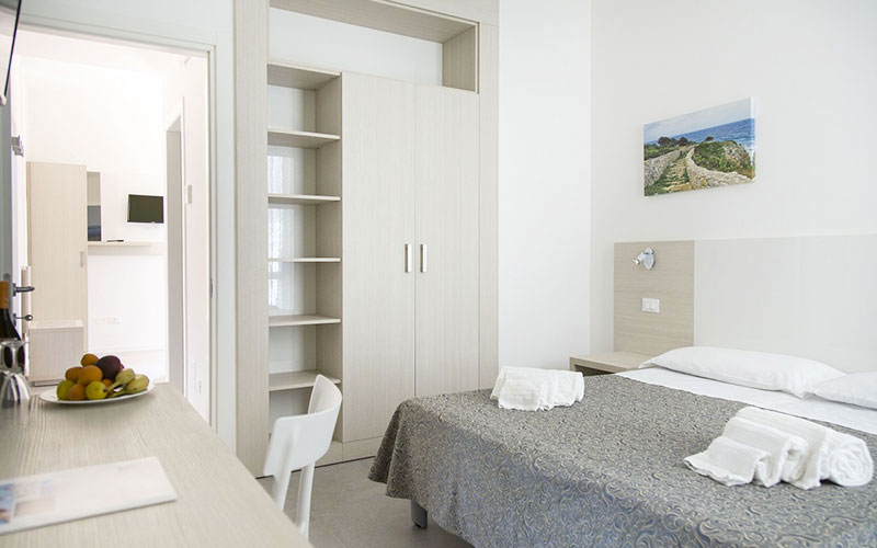 SAIRON VILLAGE 4****